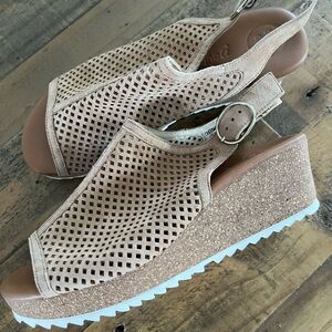 Paul green suede sandal